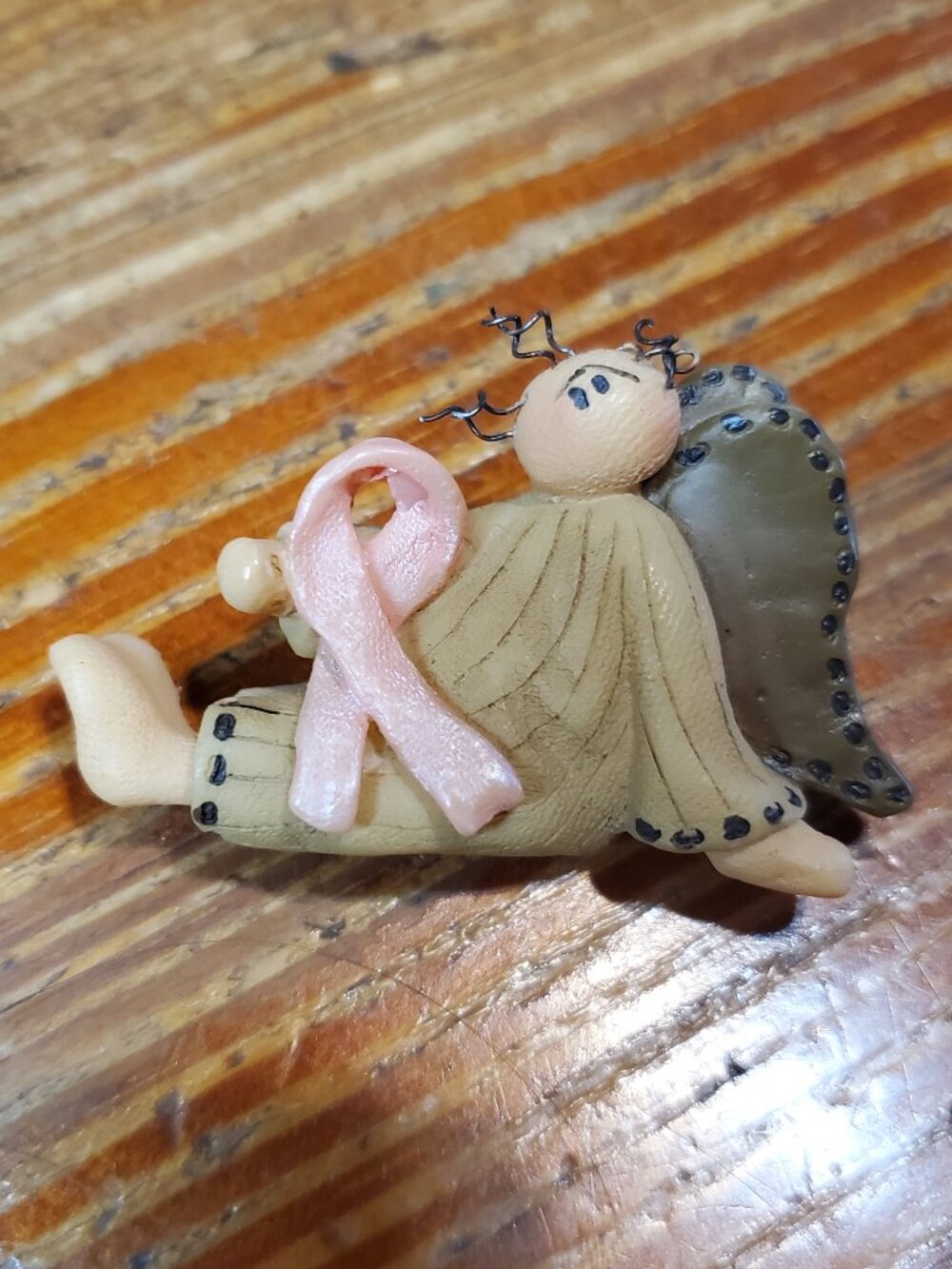 Vintage Honey & Me 2005 Breast Cancer Awareness Ribbon Angel Brooch Pin Folk Art